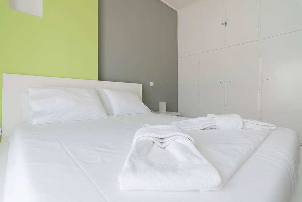 Brand New Stylish 2 Bedroom Apartment Athens Luaran gambar